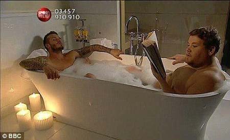 盘点娱乐圈明星绝版浴照 真性感