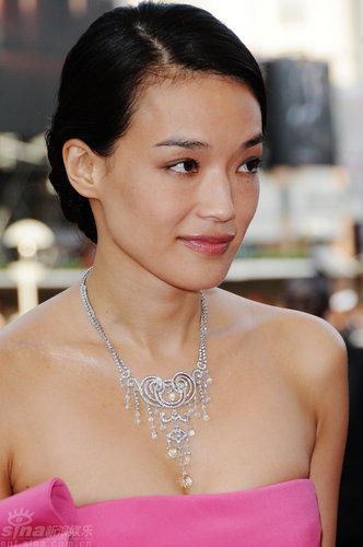 女星买豪宅爱迷信风水 舒淇闺房内摆桃花阵(