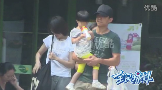 袁泉夏雨女儿夏哈哈首次曝光