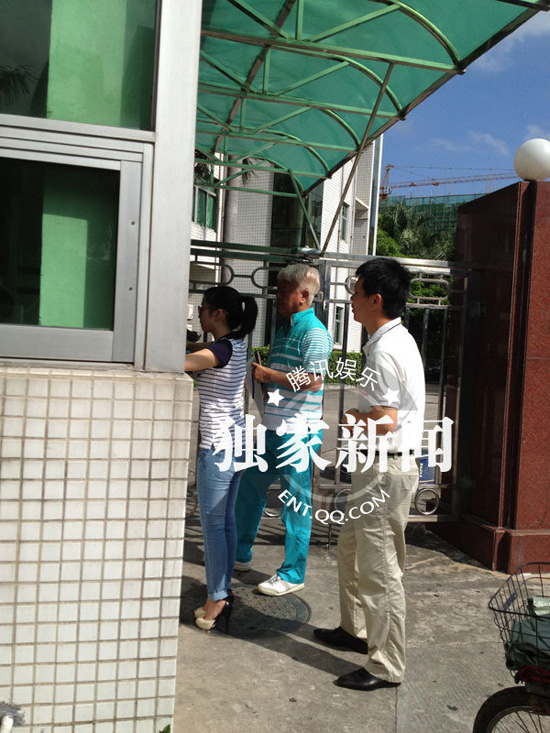 今日上午9点20分左右，陈百祥现身深圳市公安局经济犯罪侦查局