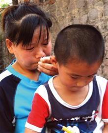 青岛外来娃被3证挡在校门外 城市农村夹缝中生存