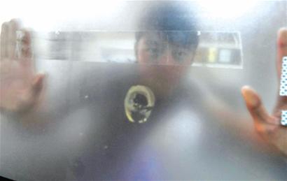 毛玻璃贴透明胶带瞬间变高清 隐私轻松被偷窥