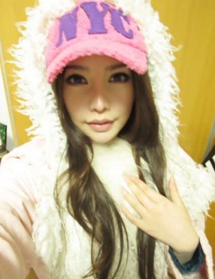 传说中刘翔正牌女友曝光 火辣车模身材性感丰满