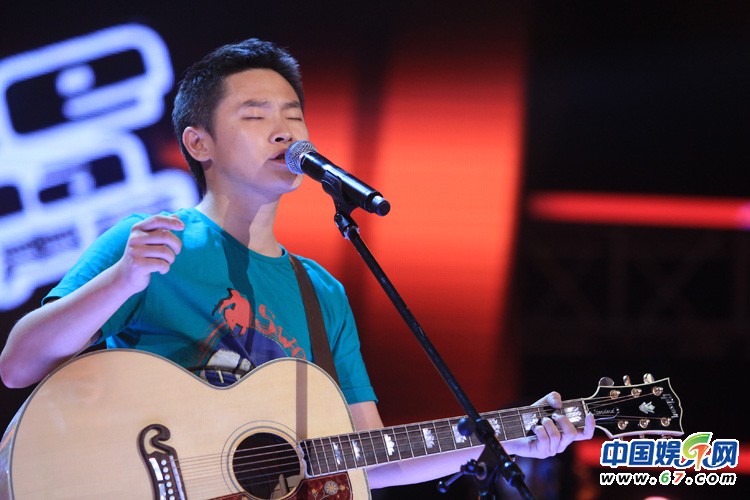 揭中国好声音那英队深厚背景 黄勇藏真身梁博变黑马