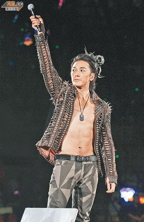 郑伊健计划小岛低调结婚 蒙嘉慧坚持要风光出嫁 郑伊健计划小岛低调结婚 蒙嘉慧坚持要风光出嫁