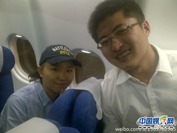 好声音大山刘珊珊圆寸照曝光，网友揭其同性恋身份