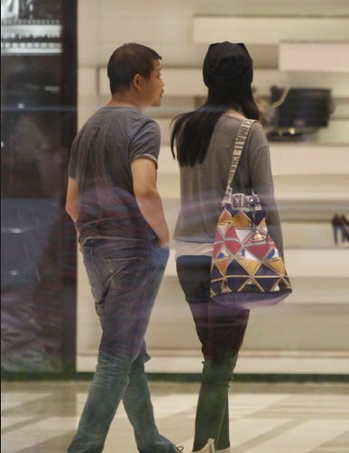 姚晨曹郁恩爱照