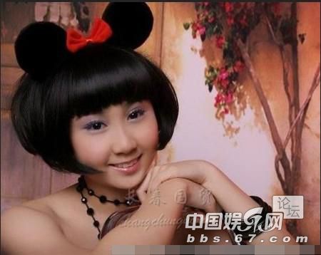 水均益19岁女儿清纯照曝光