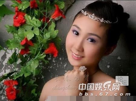 水均益19岁女儿清纯照曝光