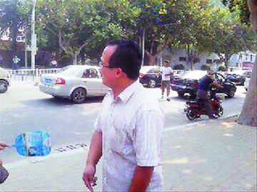 狗主人摔死自己宠物