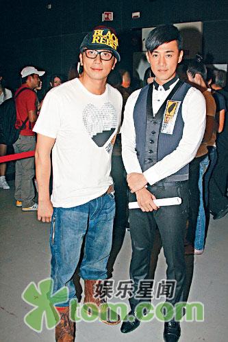 张馨予潘霜霜胸器猛烈 盘点钟爱大胸男明星