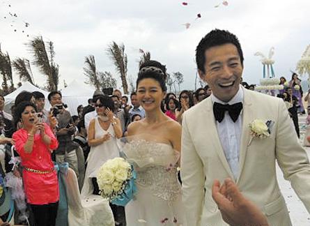 大S亲吻许老三母爱泛滥 豪门求子路坎坷无边