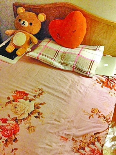 国民床单网络爆红 据说每家都有此床单