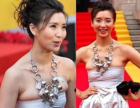 女星赘肉遮不住 暴露小肚腩