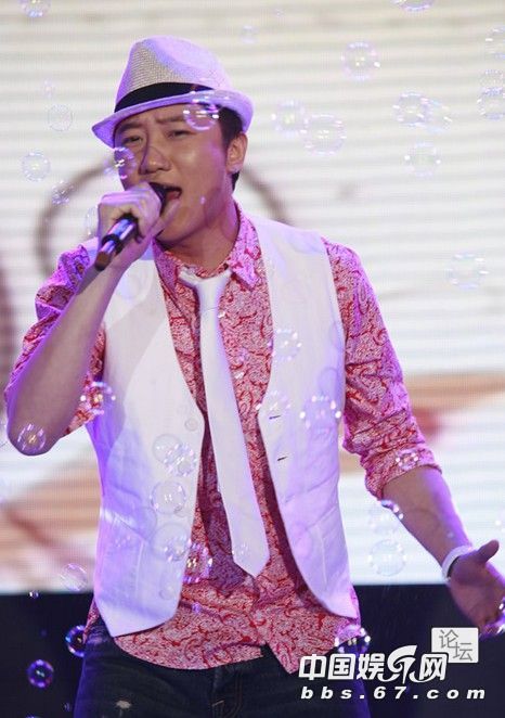 好声音四强名单遭曝光 吴莫愁权振东 关喆梁博在列