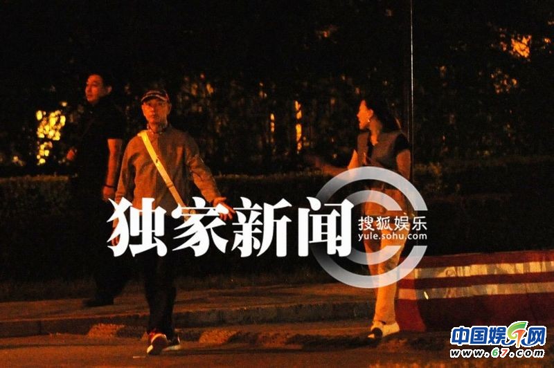 李湘爱女超大牌 吴樾与男伴按摩性取向受质疑 李湘爱女超大牌 吴樾与男伴按摩性取向受质疑