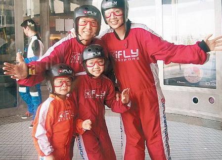 甄子丹五岁幼子难得曝光