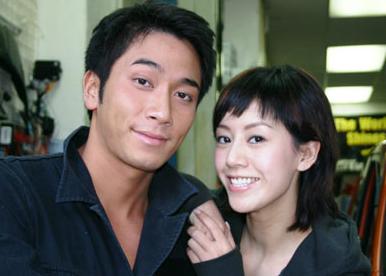 吴卓羲泳池戏人妻