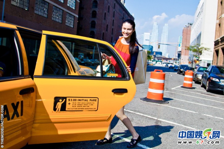 中国超模身材逆天 素颜生活照惊艳气场超强