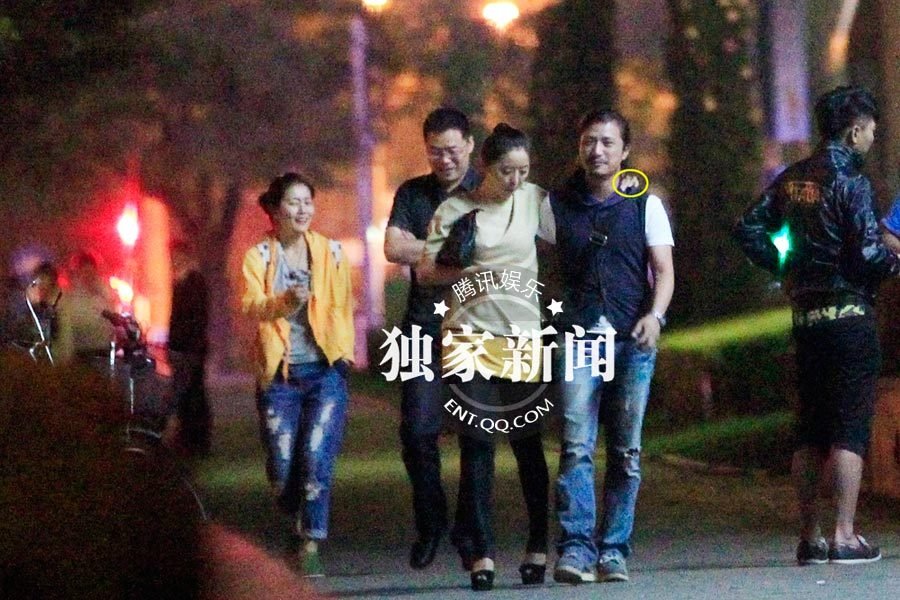 黄小蕾夜店醉酒 向宝马男投怀送抱