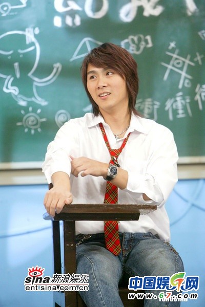 图揭出道时相貌曾遭质疑的人气明星 林峰周杰伦尴尬上榜