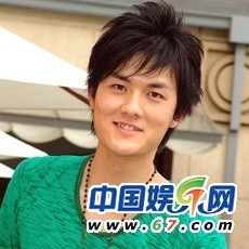 图揭出道时相貌曾遭质疑的人气明星 林峰周杰伦尴尬上榜