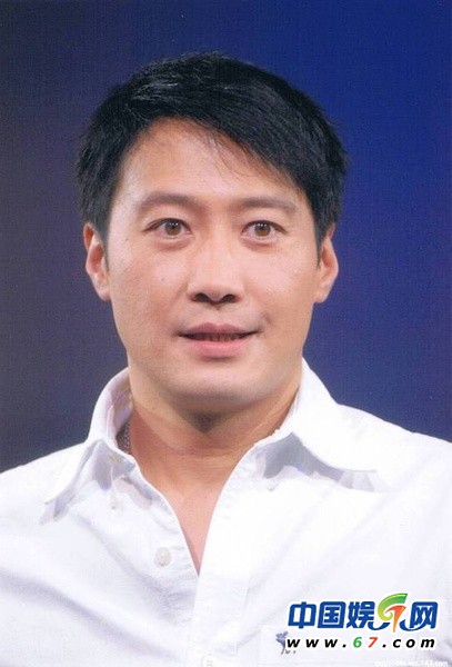 图揭出道时相貌曾遭质疑的人气明星 林峰周杰伦尴尬上榜