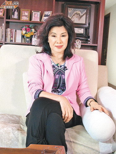 香港名媛赵式芝出柜嫁人 二人大方秀恩爱