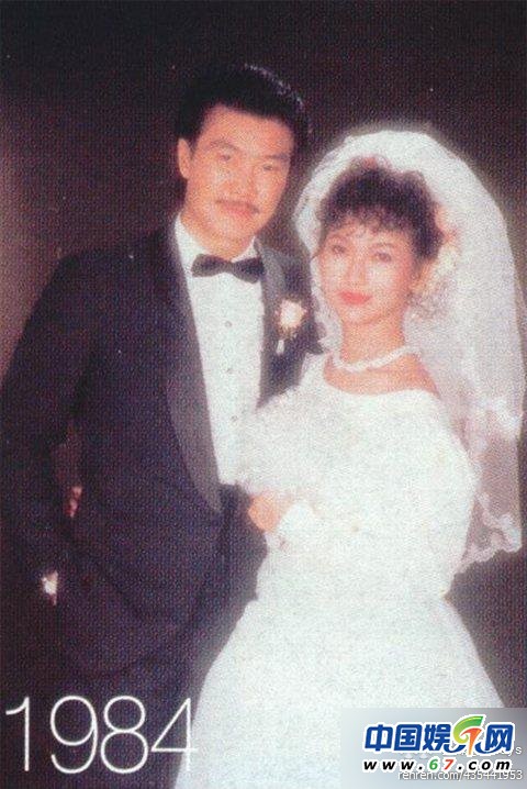 娱乐圈明星夫妻珍贵结婚照曝光