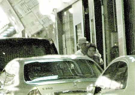 明星车震偷情不雅行为全记录 罕见狗仔偷拍私密照大曝光