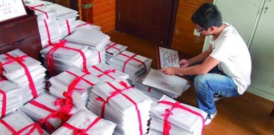 阳澄湖大闸蟹第一捕昨连夜进青 今日鲜活上市