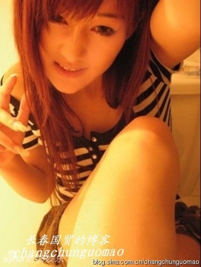 张馨予出道前珍贵自拍照