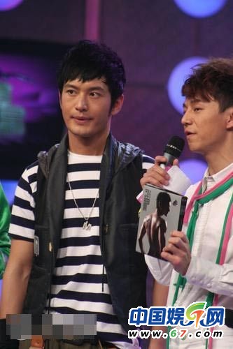 谢娜与评委争执翻白眼离场 曝翻脸内幕(组图)