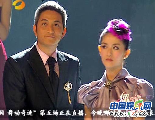 谢娜与评委争执翻白眼离场 曝翻脸内幕(组图)