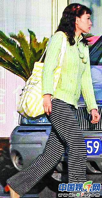 传韩寒和L女星开房疑是刘亦菲 揭娱乐圈明星婚外恋