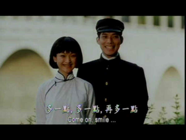 女星穿校服 风骚型就是不清纯