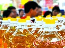 深圳农家花食用油标签不规范 花生油为调和油