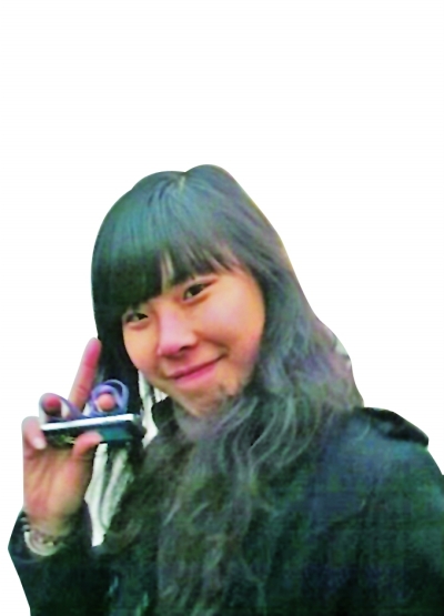 艺术学院女生入选中国首艘航母女水兵