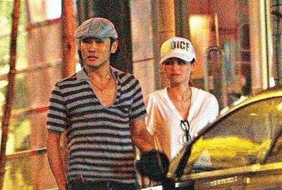 杜德伟比女友大两轮 杜德伟比女友大两轮