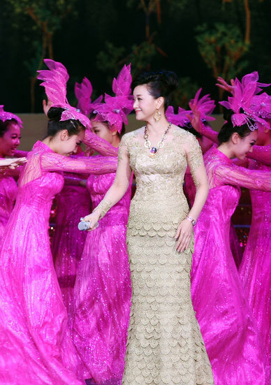 宋祖英献唱天津国庆晚会