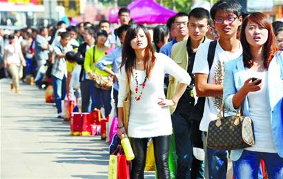 青岛发送旅客16.4万 达到最高峰值