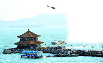 6大景区1天纳客37万 迎首个高峰 6大景区1天纳客37万 迎首个高峰