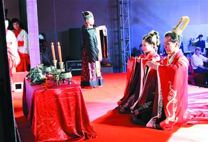 齐男娶楚女穿汉服行周礼