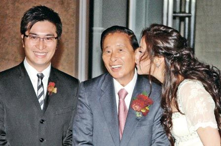 支撑香港娱乐业的上层富豪们