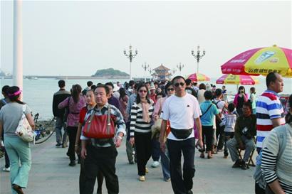 变导游“宅”进家体验慢生活