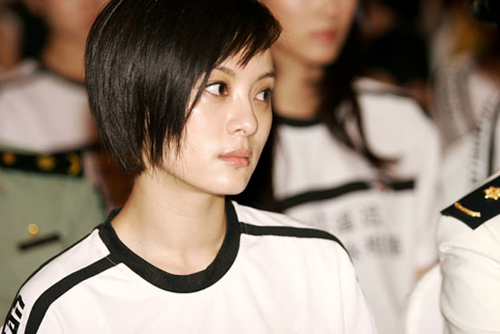 越长越惨不忍睹的年轻女星