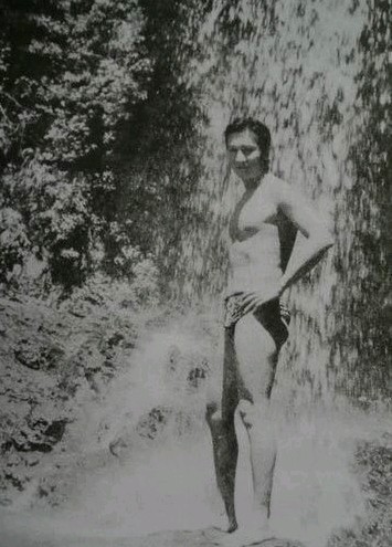 谢霆锋老爸谢贤风流韵事揭秘 比小女友大49岁