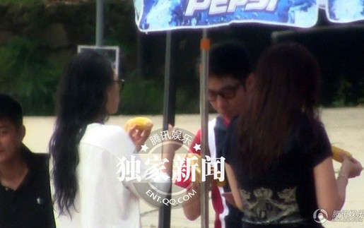 曝章子怡撒贝宁正筹备婚礼 大婚酒店已订好