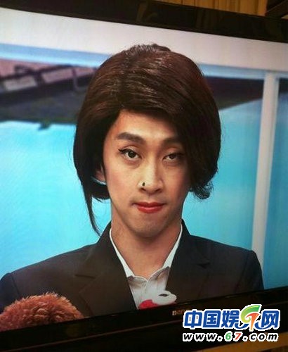 揭《康熙来了》搞笑高手背景 背影杀手曲家瑞感情受挫遭围攻