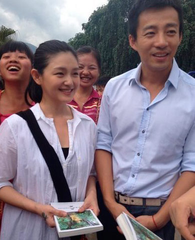 大S汪小菲海角天涯庆生 恩爱出行感情好到腻